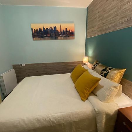 La Casa De Las Hadas Otel La Reguda Dış mekan fotoğraf