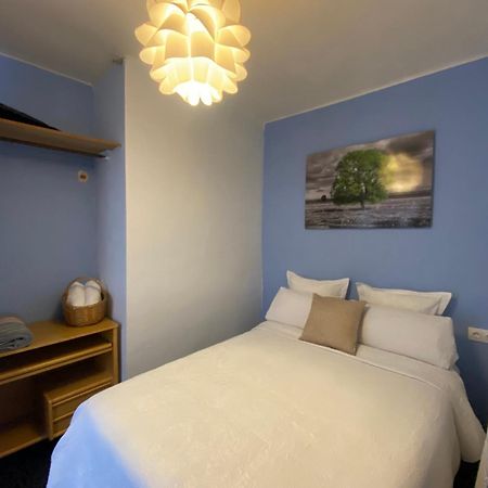 La Casa De Las Hadas Otel La Reguda Dış mekan fotoğraf