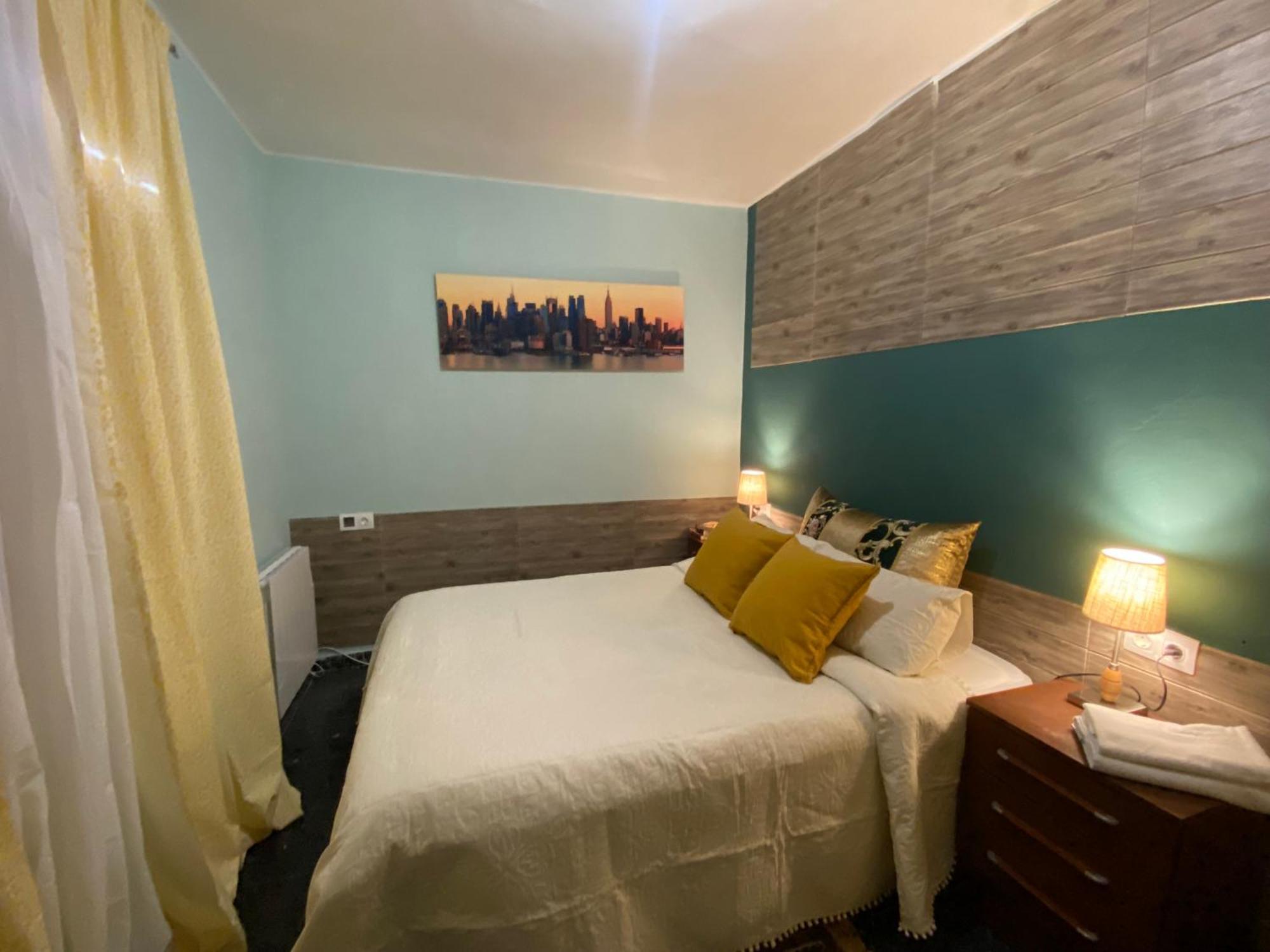 La Casa De Las Hadas Otel La Reguda Dış mekan fotoğraf